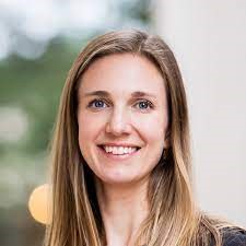 Dr. Liza Ashbrook is a UCSF neurologist, sleep physician, and faculty member.